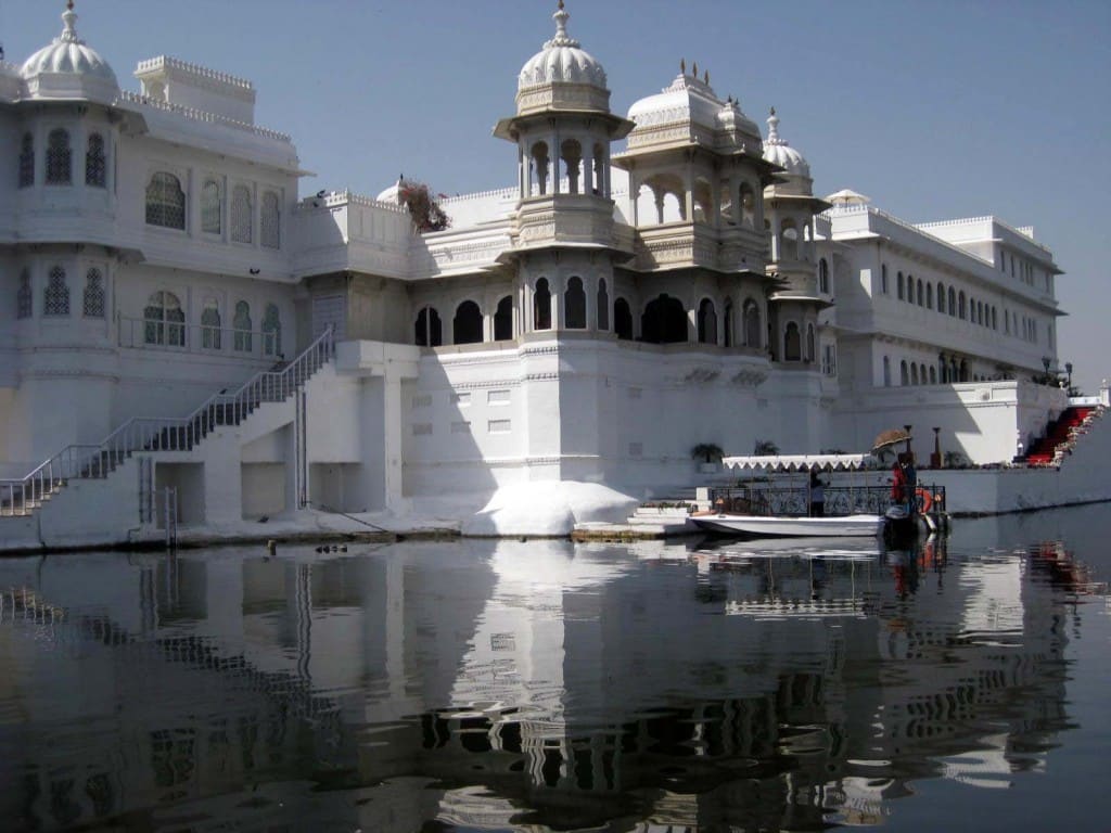 Taj Lake Palace in Udaipur 3 - Luxatic