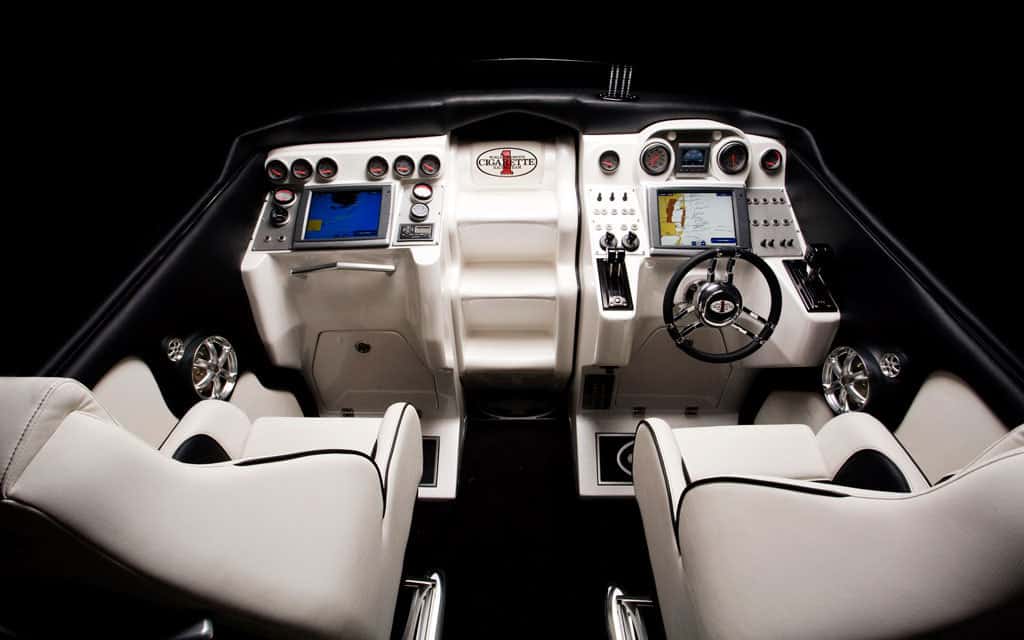Mercedes SLS AMG Boat 11
