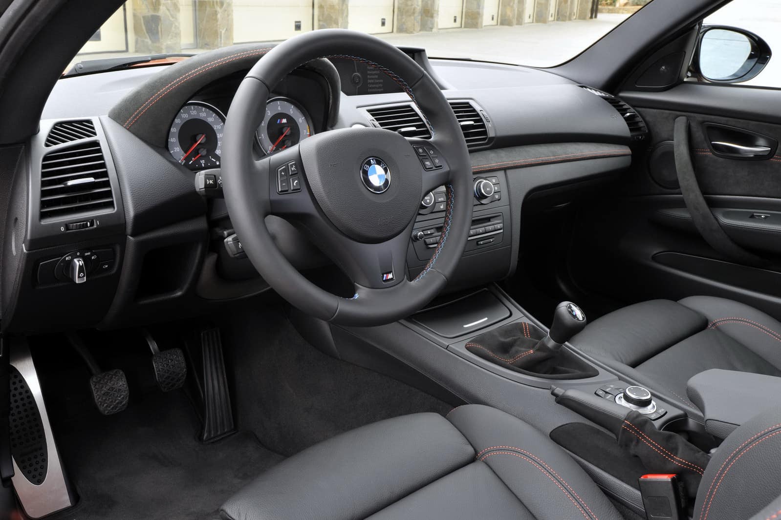 2012 BMW 1-Series M Coupe 33