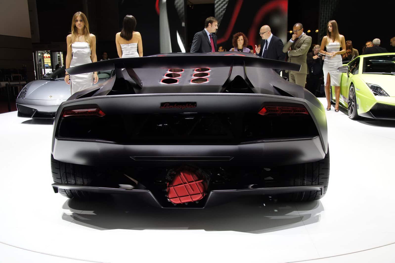 Lamborghini Sesto Elemento Concept 4