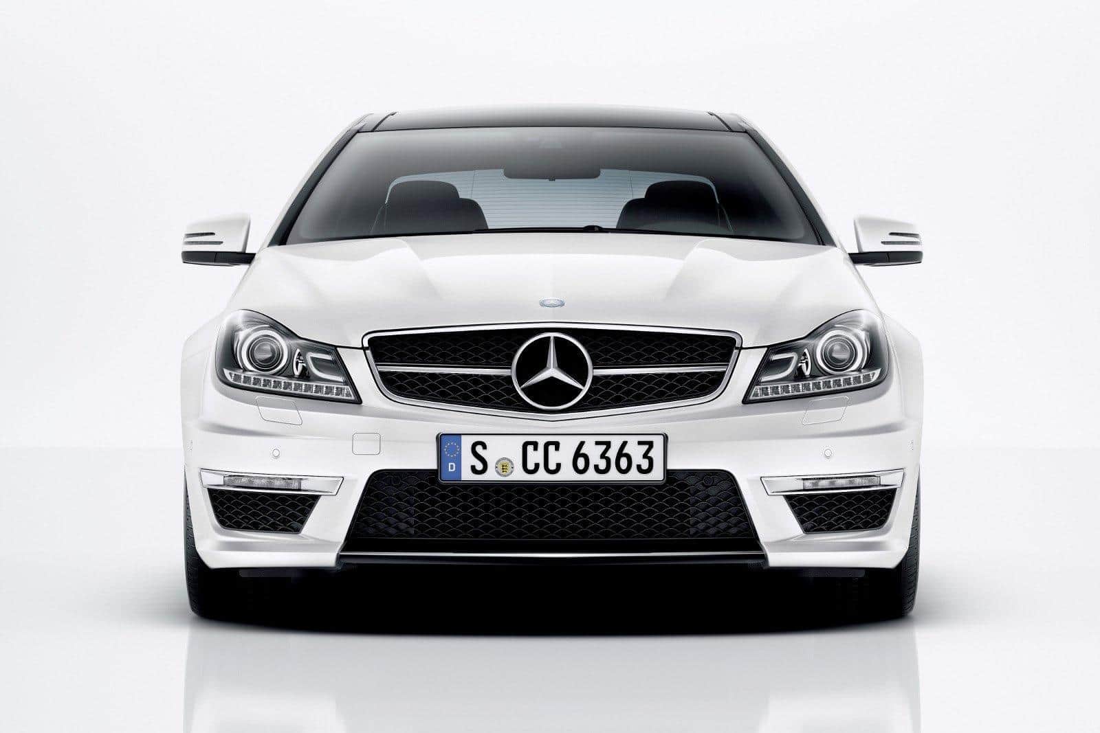 2012 Mercedes C63 AMG Coupe 2