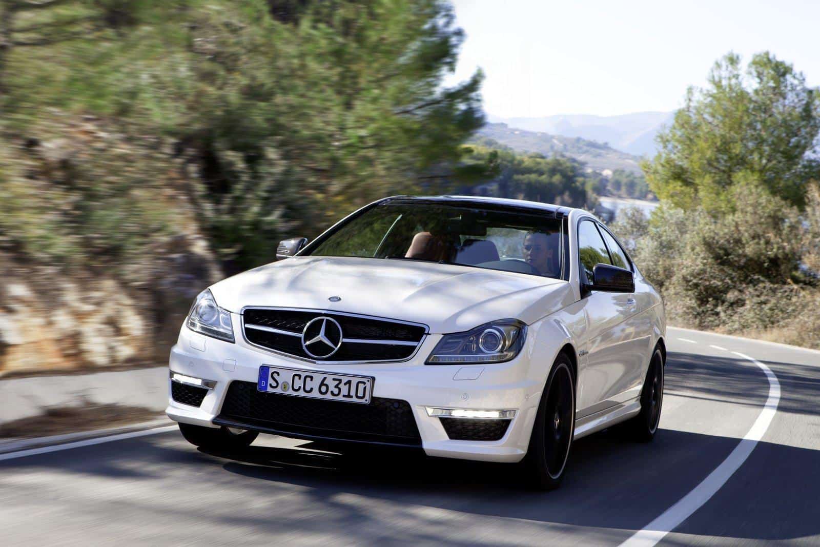2012 Mercedes C63 AMG Coupe 8