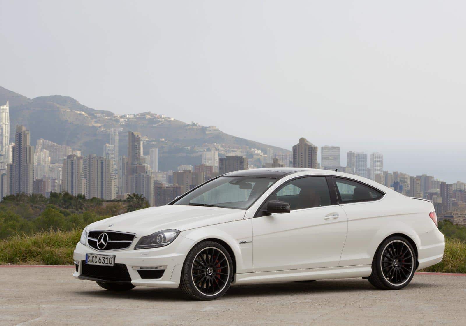 2012 Mercedes C63 AMG Coupe 9
