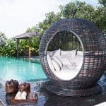 Igloo Apple Outdoor Wicker Daybed 1