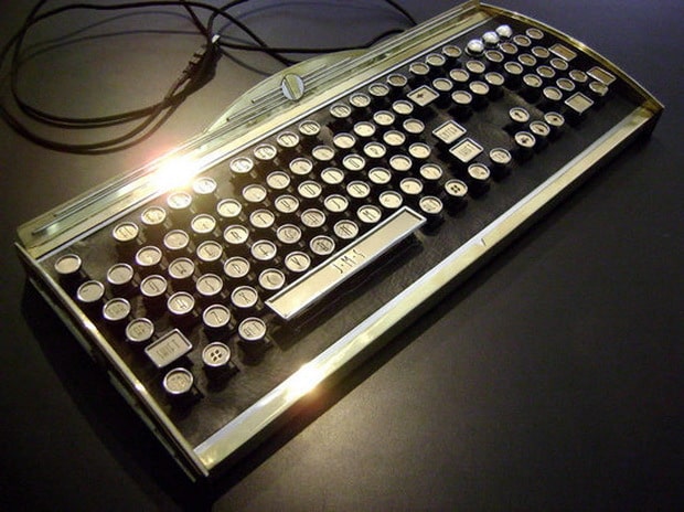 New Yorker Art Deco Keyboard 1