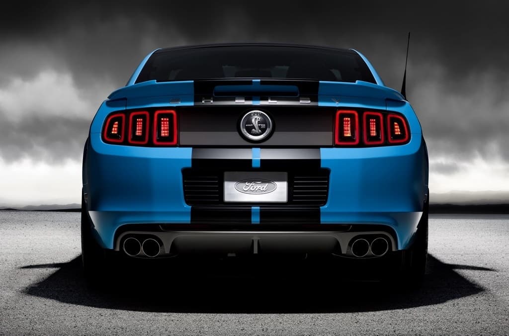 2013 Ford Shelby GT500 10