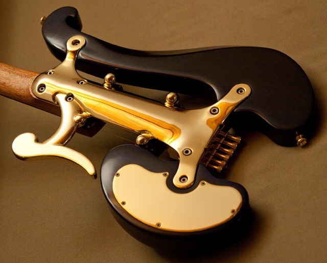 Di Donato handcrafted guitars 3