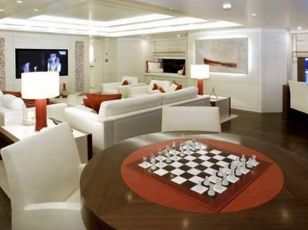 Luxury Yacht RoMa 8