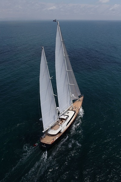Perini Navi Fidelis Yacht 3