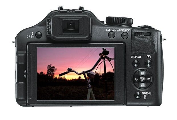 Leica V-LUX 3 Camera 3