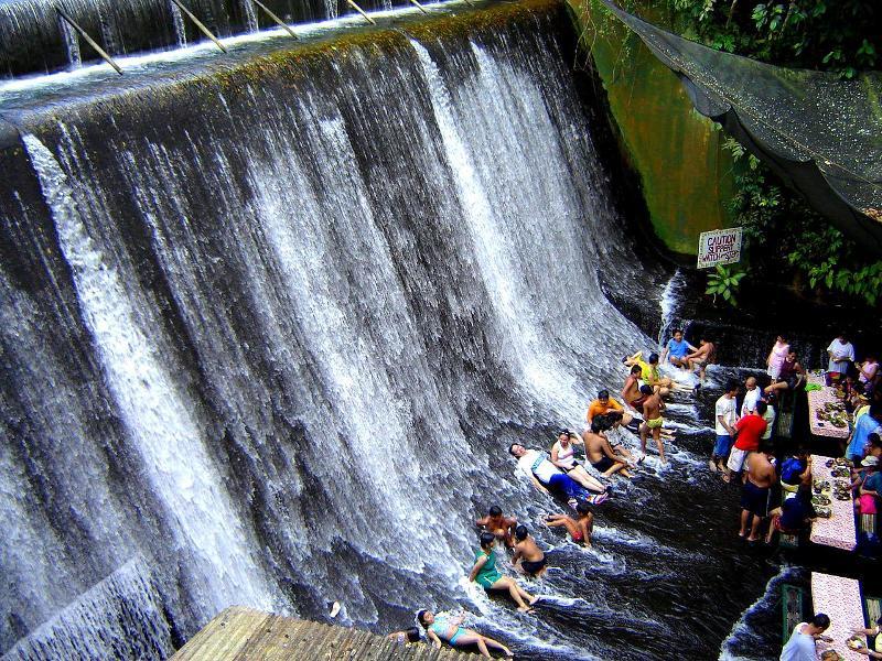 Waterfalls Restaurant in Villa Escudero 2