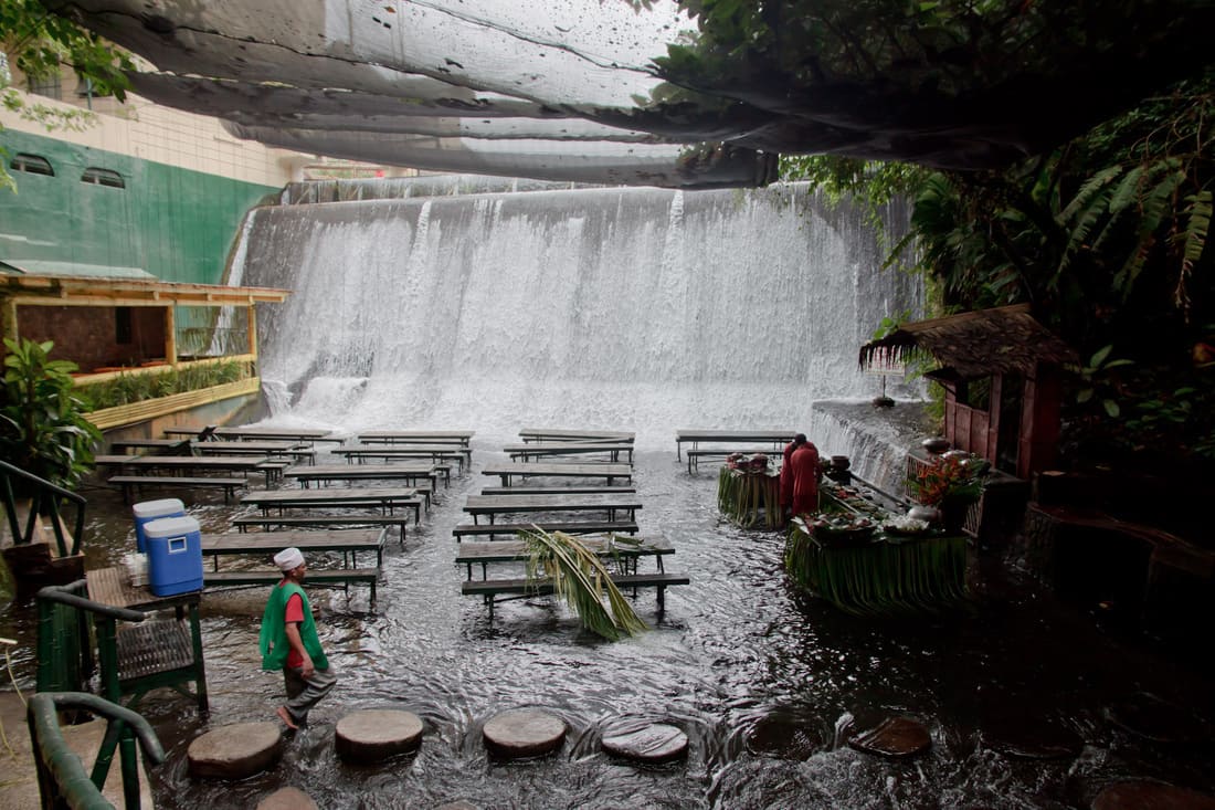Waterfalls Restaurant in Villa Escudero 7