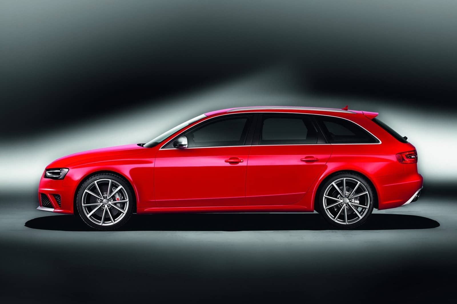 New Audi RS4 Avant 13