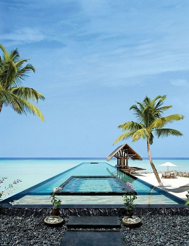 Reethi Rah Resort in Maldives 7
