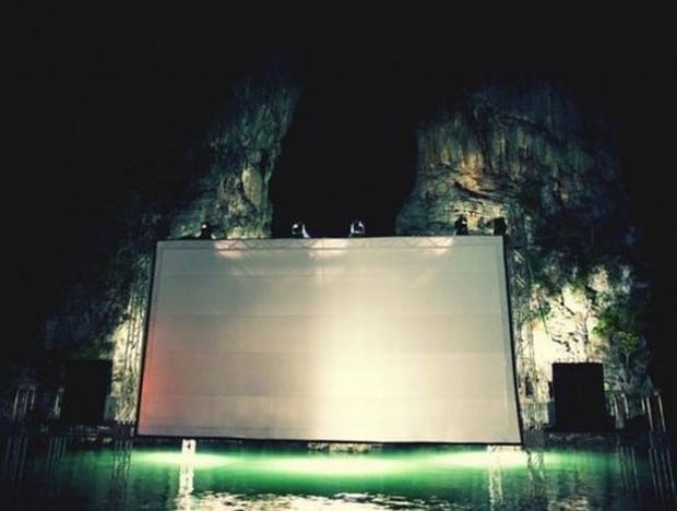 Floating movie theater Thailand 2