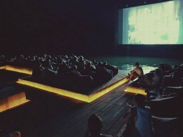 Floating movie theater Thailand 6