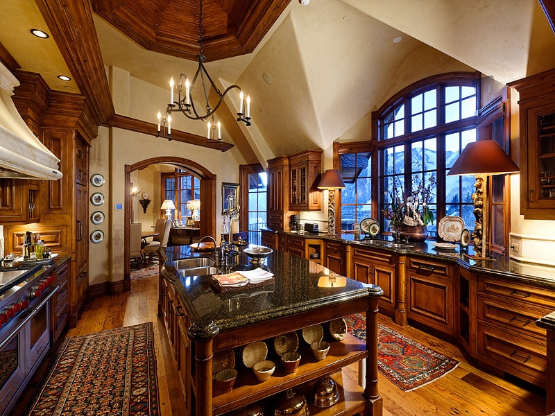 Red Mountain Chateau in Aspen 12