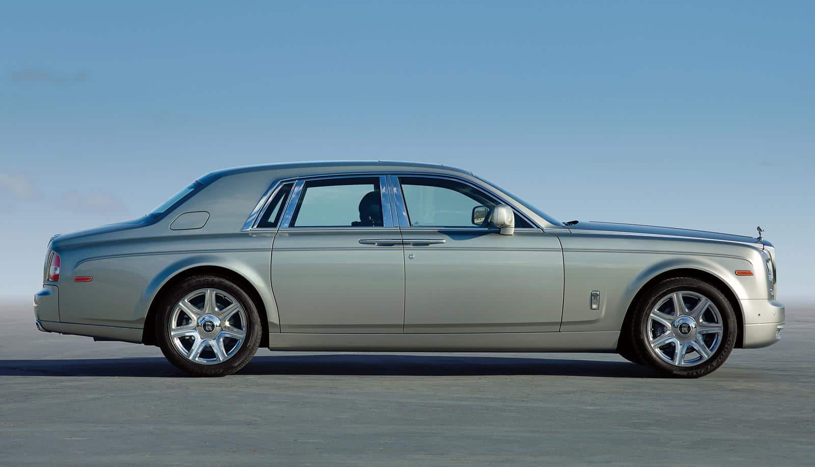 Rolls Royce Phantom Series II 21