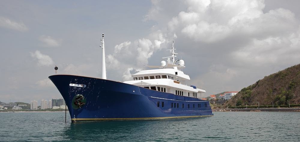 who owns the northern sun yacht
