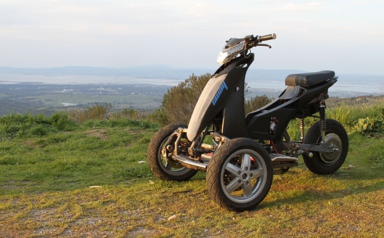 Sway Three-wheel e-scooter 3