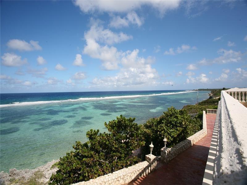Royal Vista Estate in Cayman Islands 8