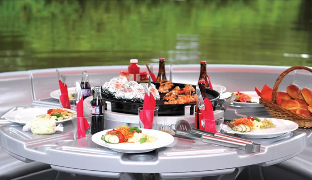 Barbeque Dining Boat 2