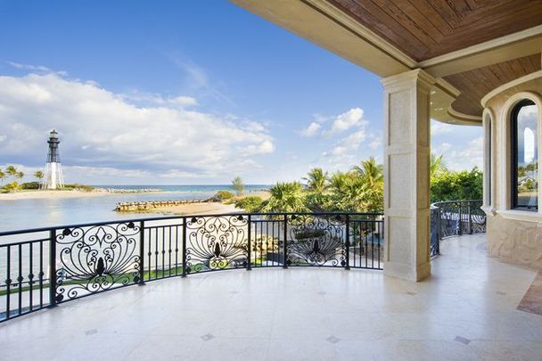 Florida Oceanfront Estate 15