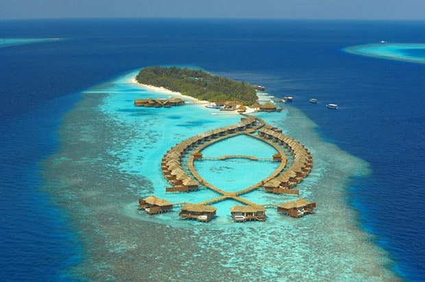 Lily Beach Resort Maldives 4