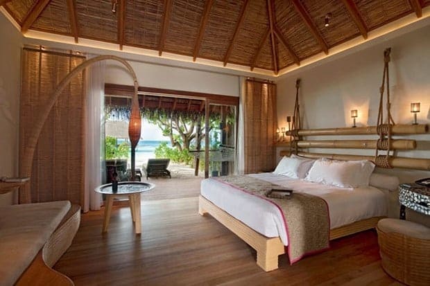 Constance Moofushi Resort in Maldives 15
