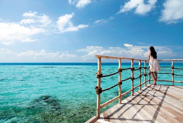 Constance Moofushi Resort in Maldives 8