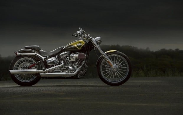Harley-Davidson 2013 Breakout CVO in Pagan Gold 3