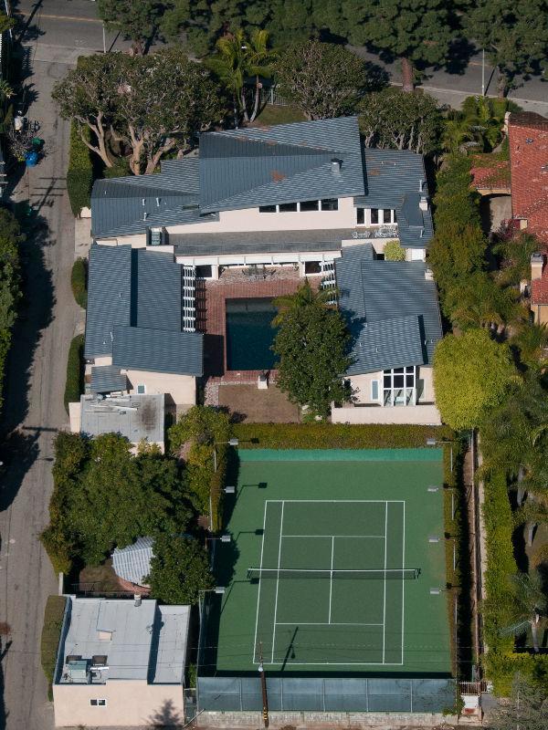 Tennis court estate in Beverly Hills 12