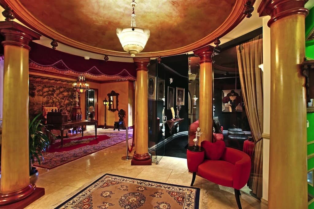 Exquisite Estate in Las Vegas 27