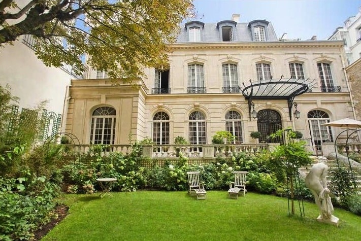 Luxurious Paris Townhouse 2