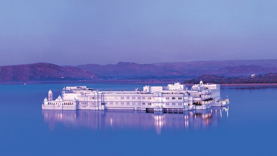 Taj Lake Palace in Udaipur 6