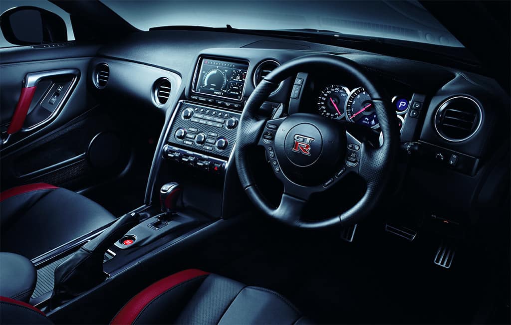 2014 Nissan GT R 3
