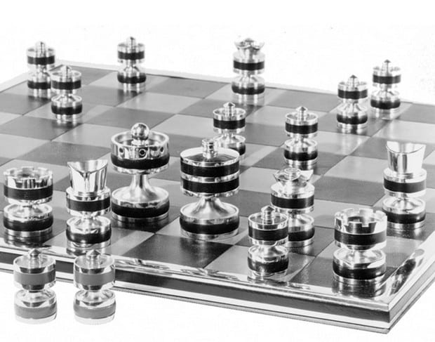 Silver Jubilee Chess Set by Geoffrey Parker 3