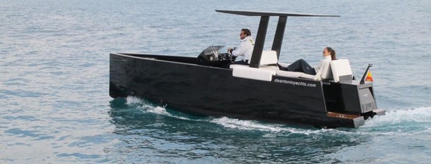 De Antonio Yachts D23 motor boat 11