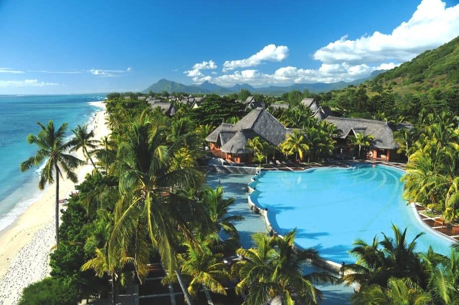 Dinarobin Hotel Golf & Spa in Mauritius 1