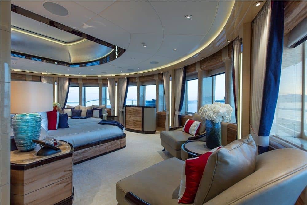 Excellence V yacht 16