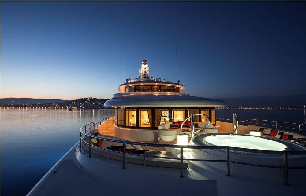 Excellence V yacht 4