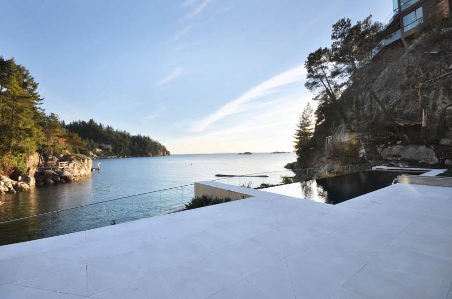 New Waterfront Estate in West Vancouver 2