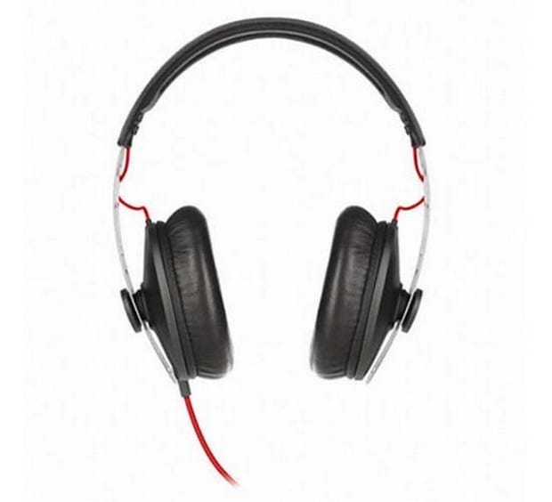 Sennheiser Momentum Black headphones 3