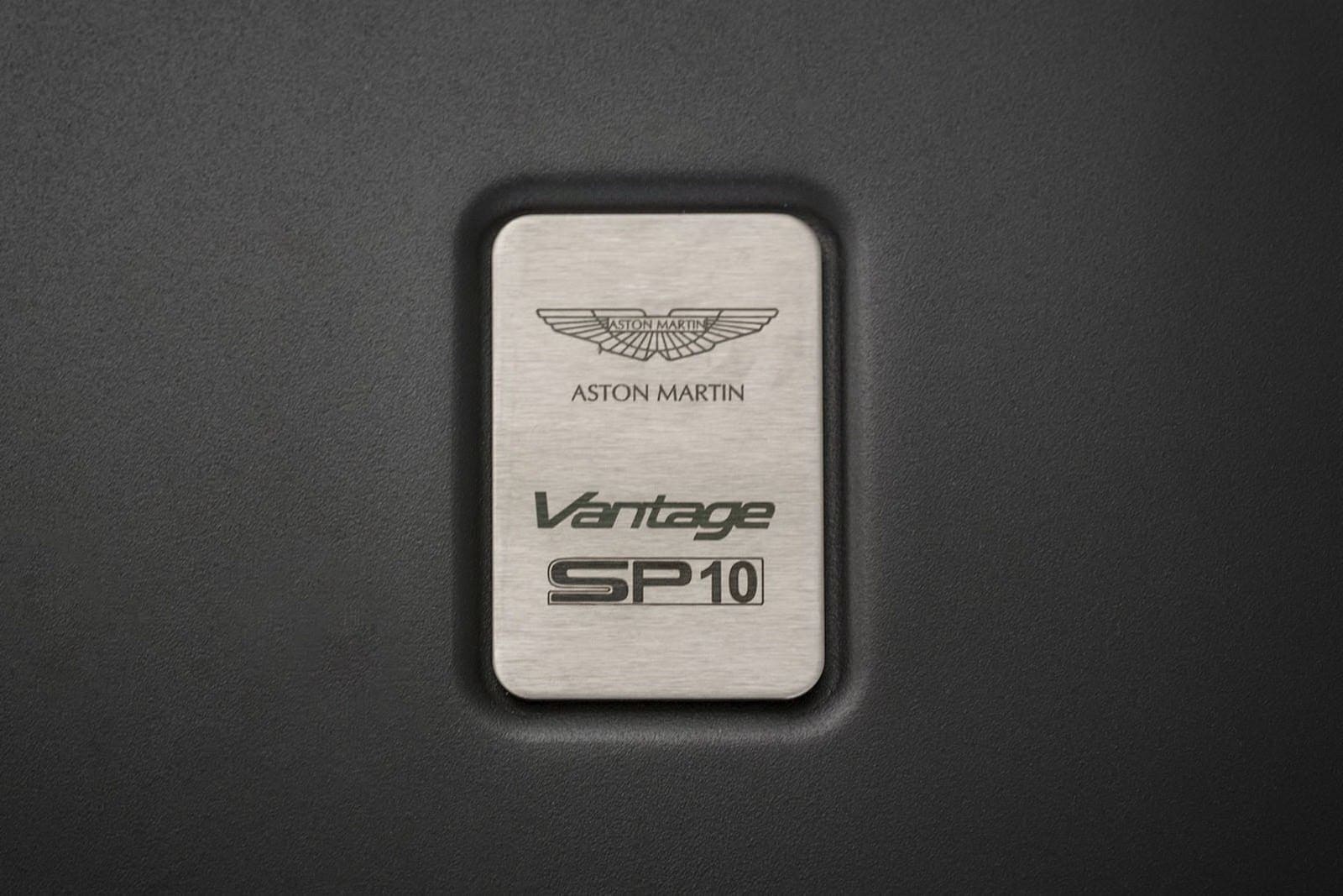 Aston Martin Vantage SP10 9