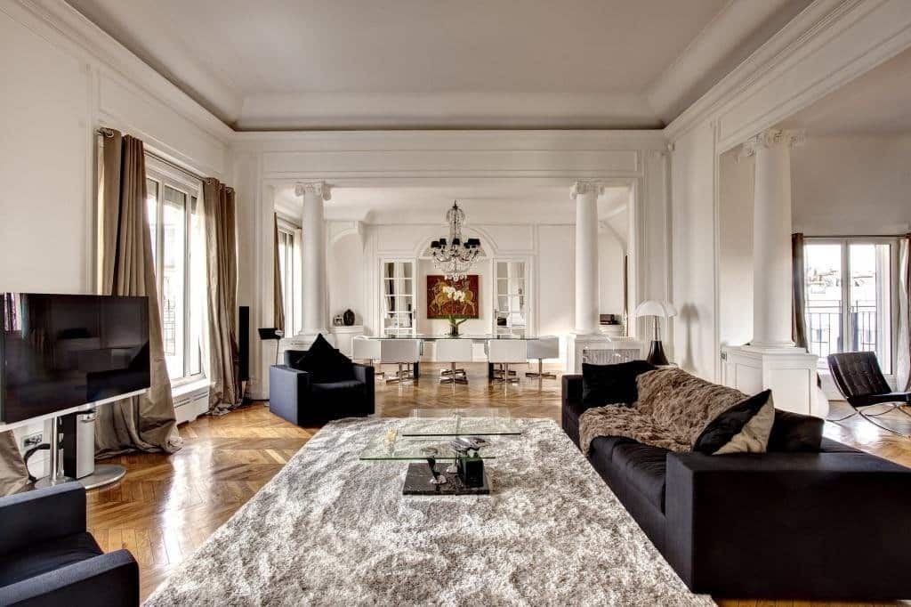 Luxury Penthouse in Paris 1