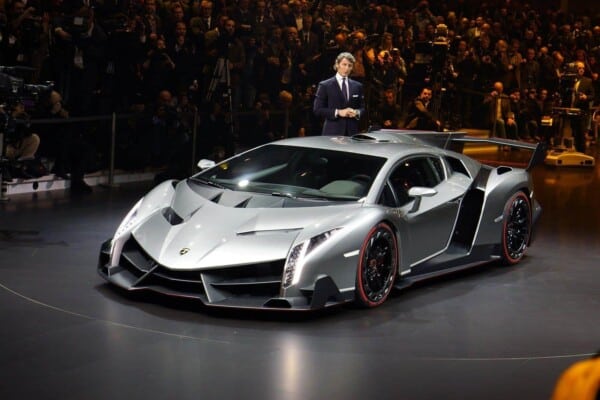 Lamborghini Veneno 01