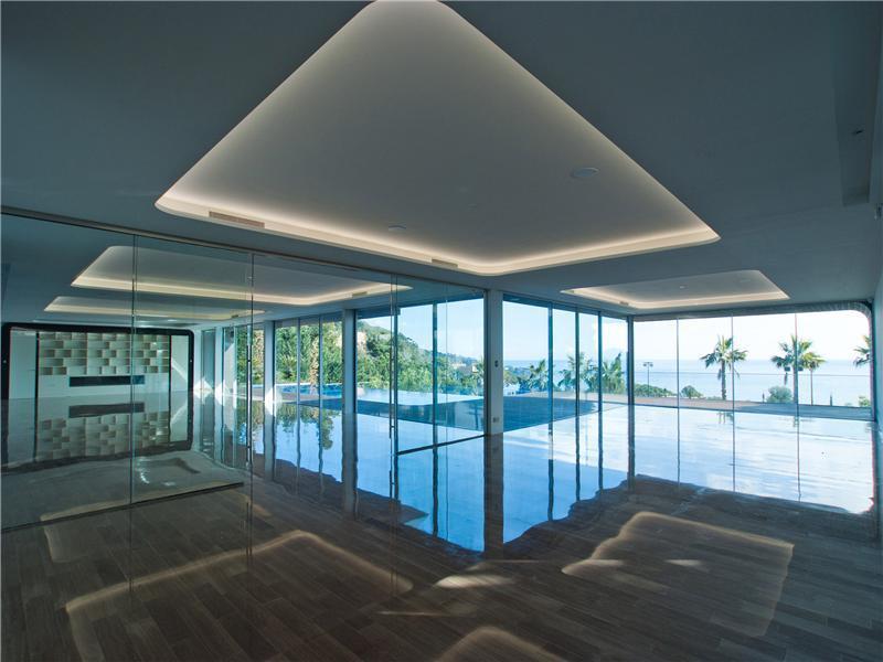Modern Villa in Spain 16