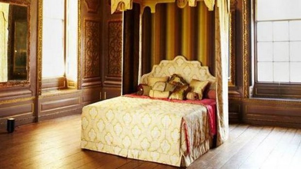 Royal Bed by Savoir Beds 1