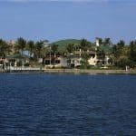 Ocean-to-Intracoastal Estate in Florida 27