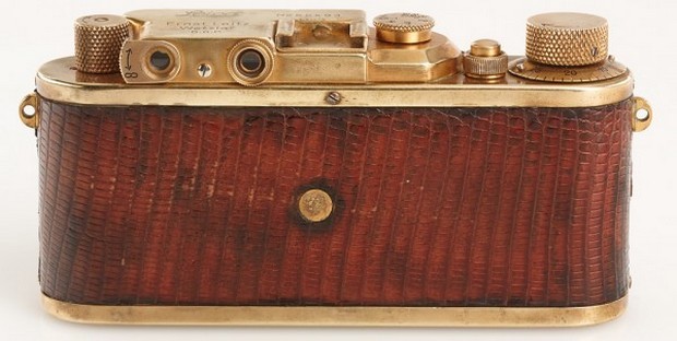 1931 gold-plated Leica Luxus camera 03